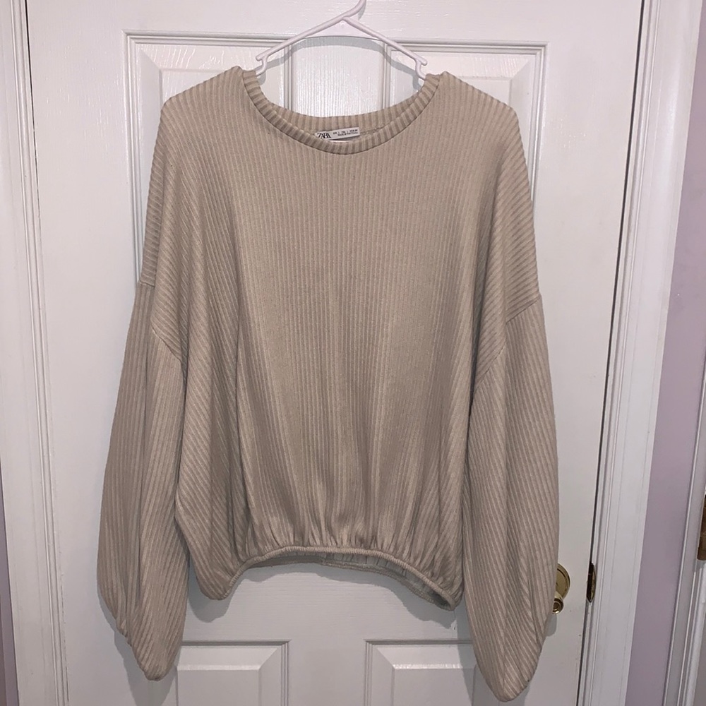 Women’s sweater